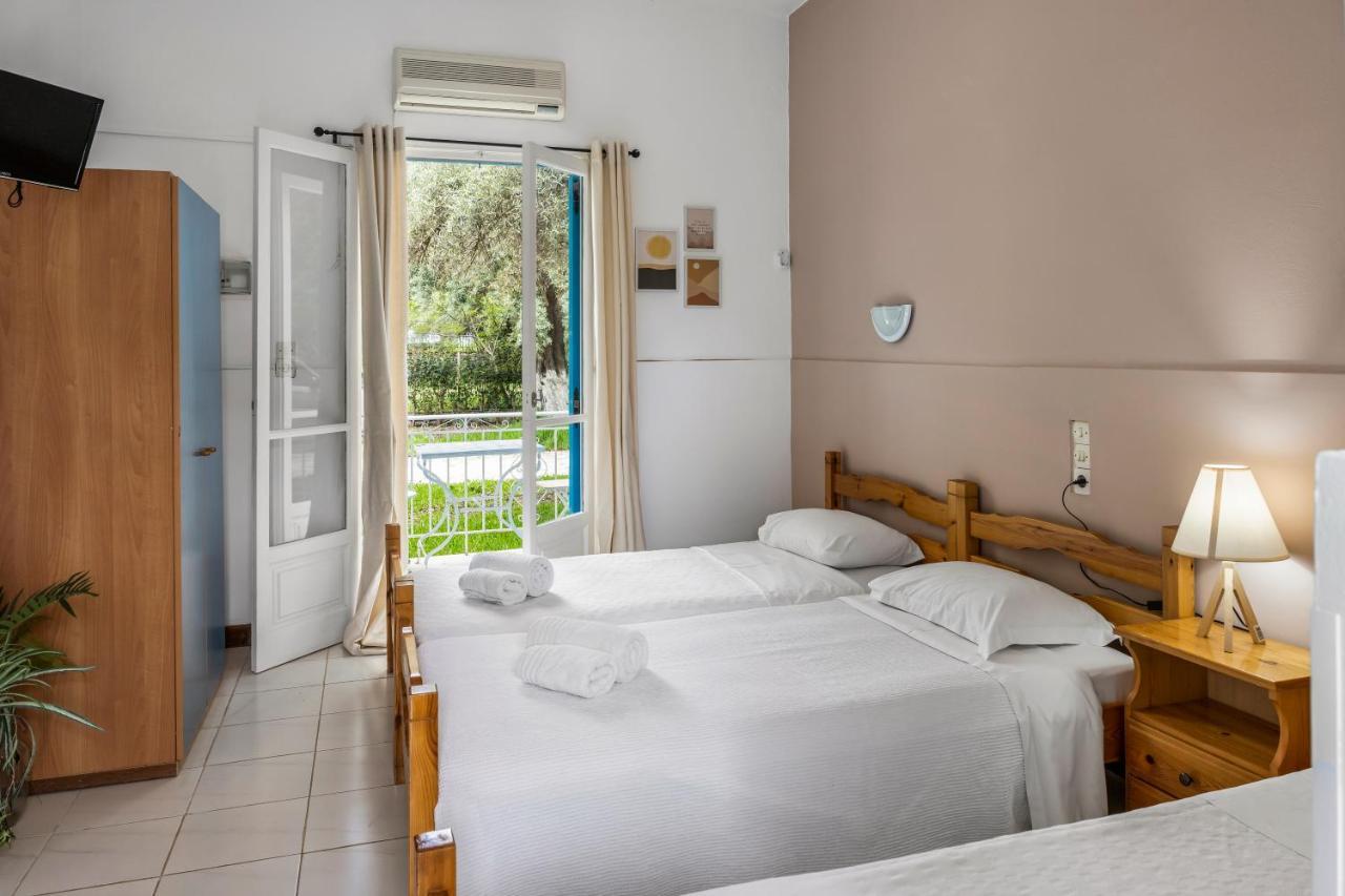 Oceanis Rooms Mikros Gialos Eksteriør bilde